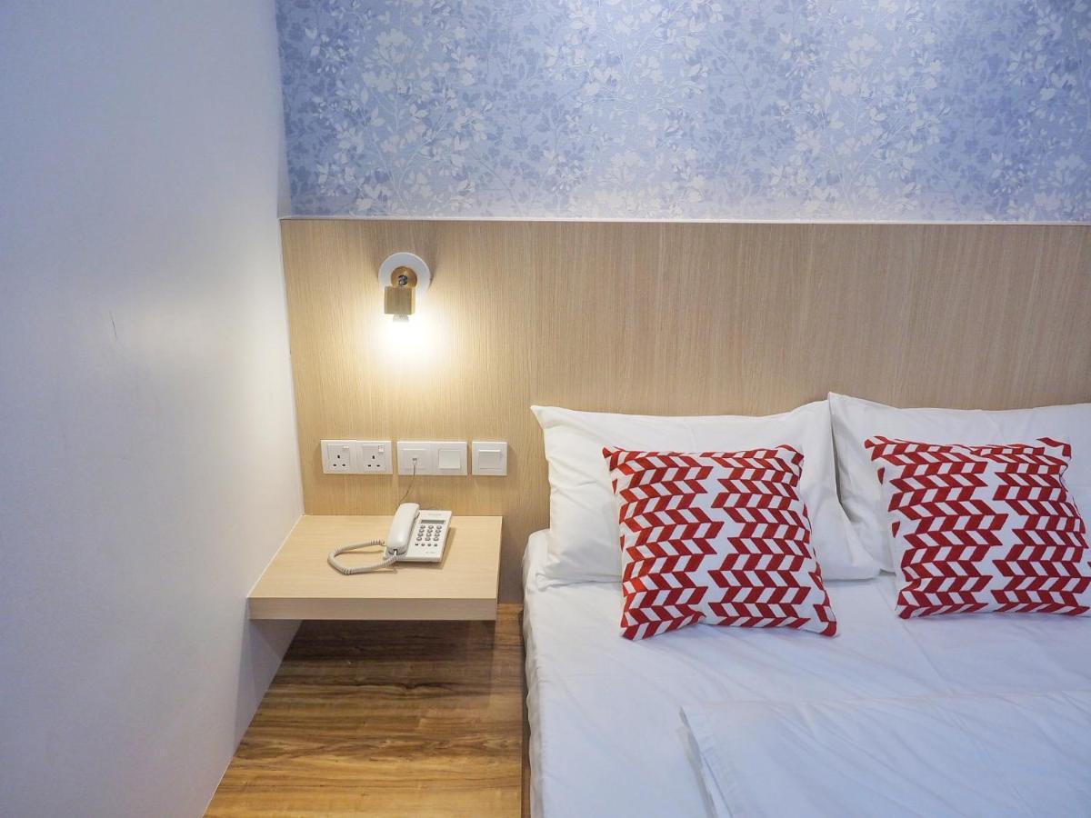 The Tree Hotel Muar Extérieur photo